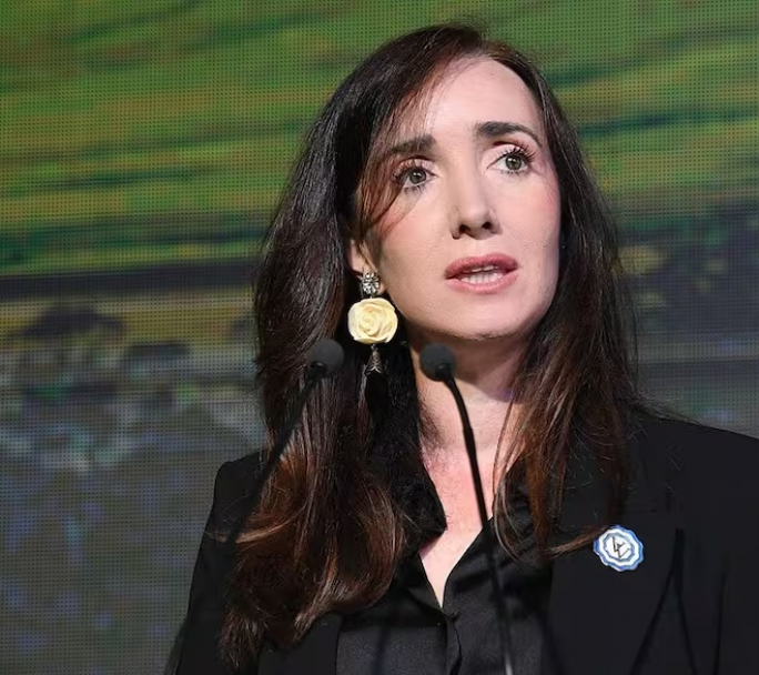 Reaparecio Victoria Villarruel después de no ir a la Rural